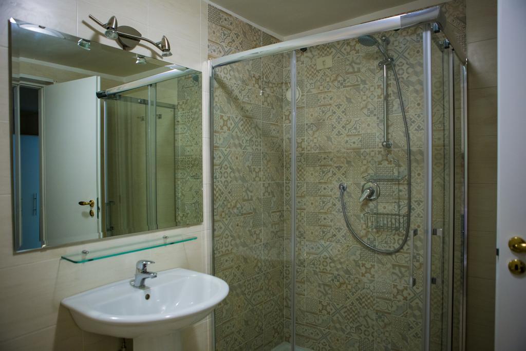 B&B Palazzo Ruffo Di Bagnara Неаполь Экстерьер фото